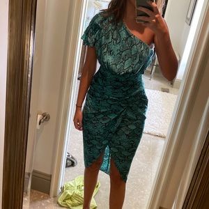 Vestique one shoulder dress